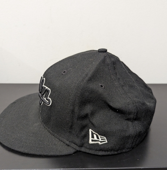 Brooklyn Coney Island New Era Cooperstown Black Wool Fitted BasebalI Cap - Picture 2 of 4